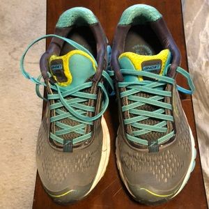 Women’s Brooks Ghost 9 Sneakers